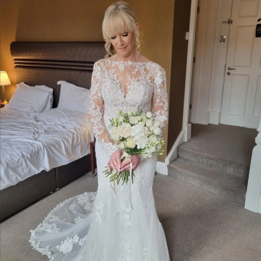 Kirsty & Simons Wedding Flowers - Crabwall Manor, Chester