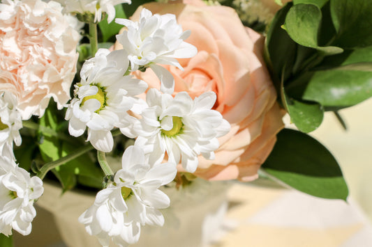 Send Anniversary Flowers  For Wirral Delivery