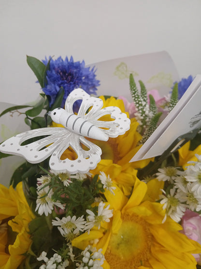 Buy graduation flowers Liverpool